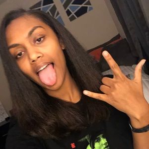 Meet your Posher, Sydney